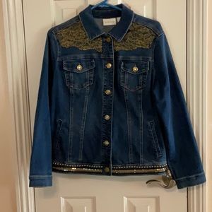 🏅 CHICO’S DENIM JACKET WITH GOLD APPLIQUÉ 🏅